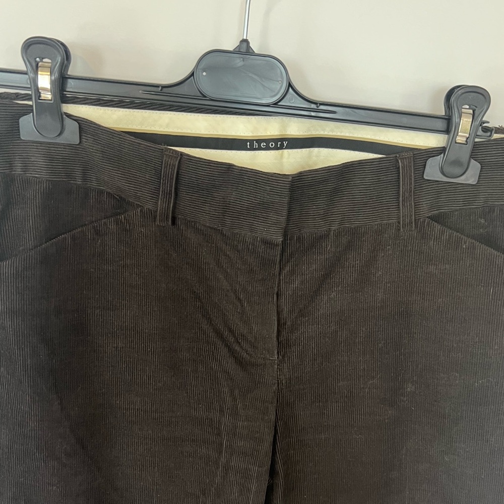 Theory- Tara Flat Front Mid-Rise Dark Brown Corduroy Flare Pants. Size 10 - Picture 5 of 6